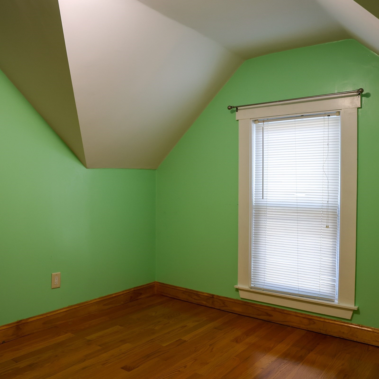 186 Powell St, Lowell, MA 01851 - Image 34
