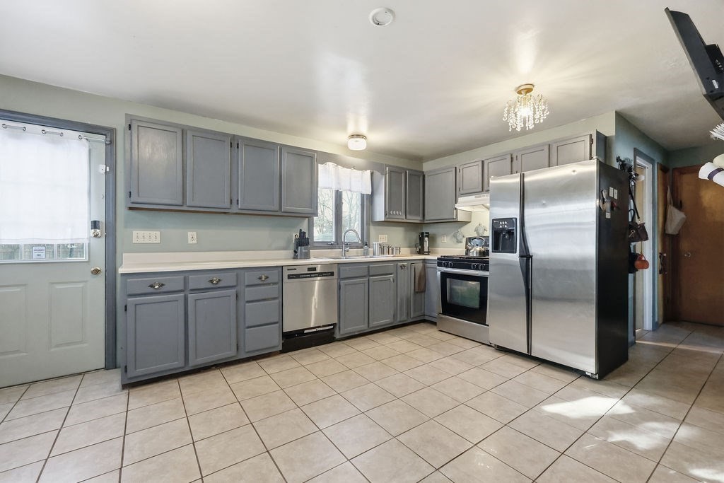 108 Barre St, Springfield, MA 01119 - Image 3