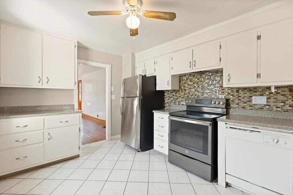 8 Plain St, Randolph, MA 02368 - Image 12