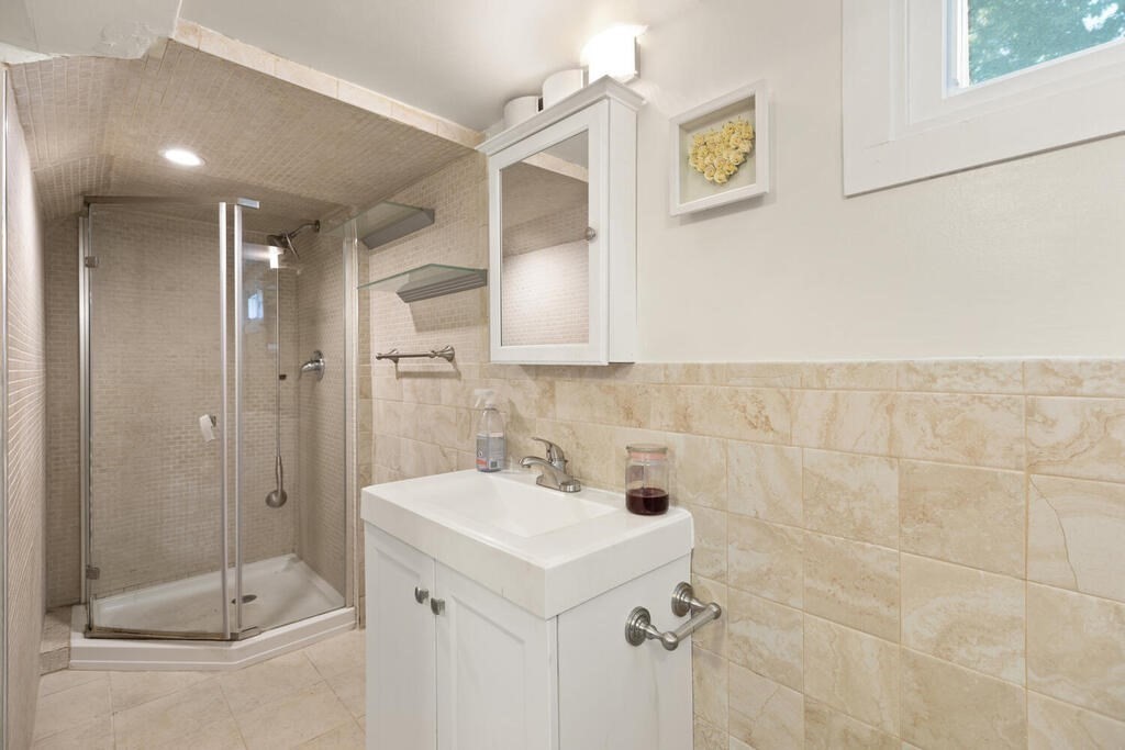 8 Plain St, Randolph, MA 02368 - Image 22