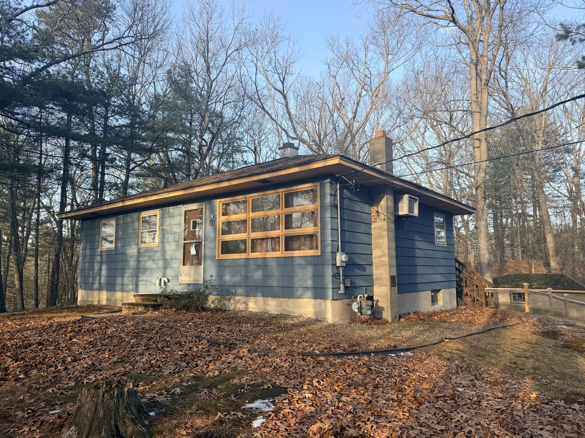 8 Molloy Rd, Georgetown, MA 01833