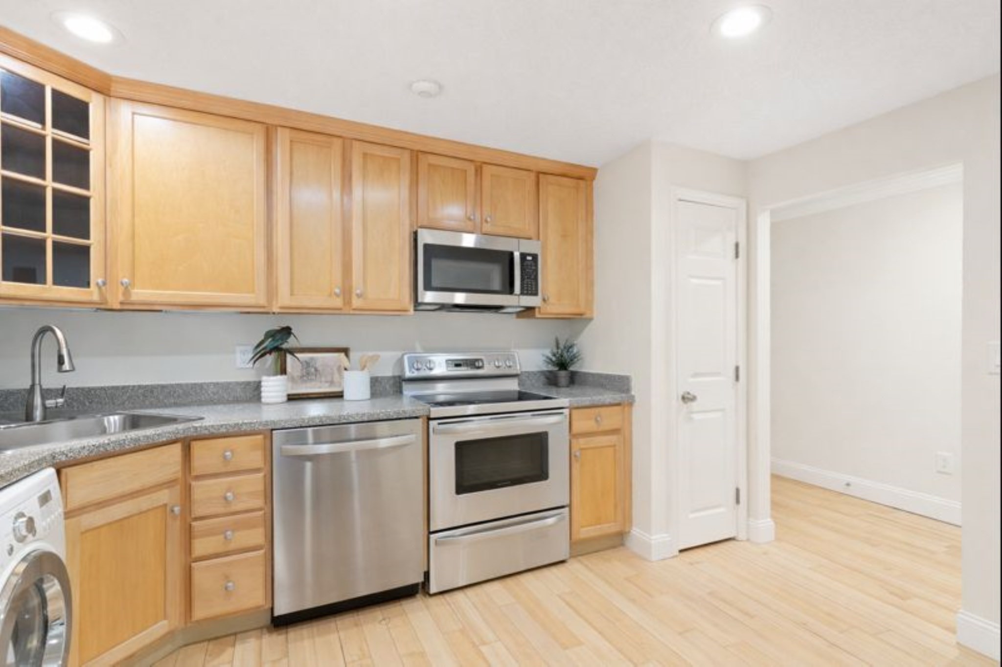 70 Warren Ave Unit 1-8, Chelsea, MA 02150 - Image 8