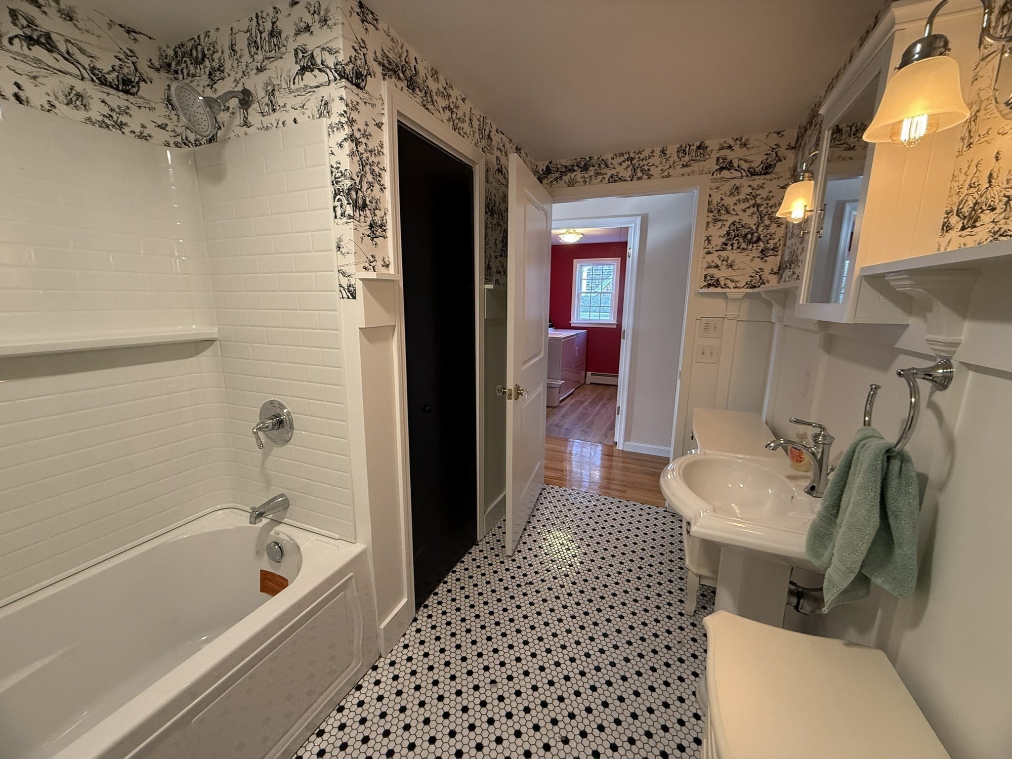 10 Indian Point Rd, Webster, MA 01570 - Image 29