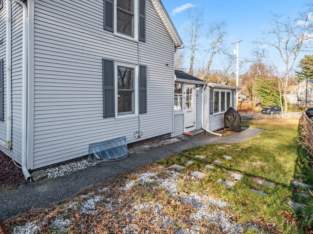 229 Sterling St, Clinton, MA 01510 - Image 29