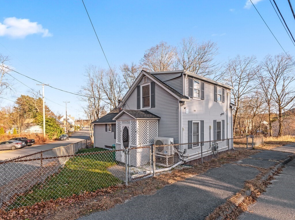229 Sterling St, Clinton, MA 01510 - Image 32