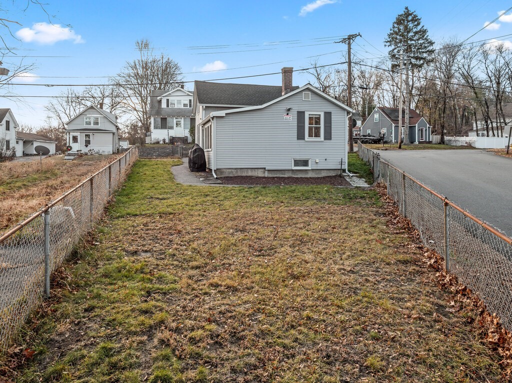 229 Sterling St, Clinton, MA 01510 - Image 34