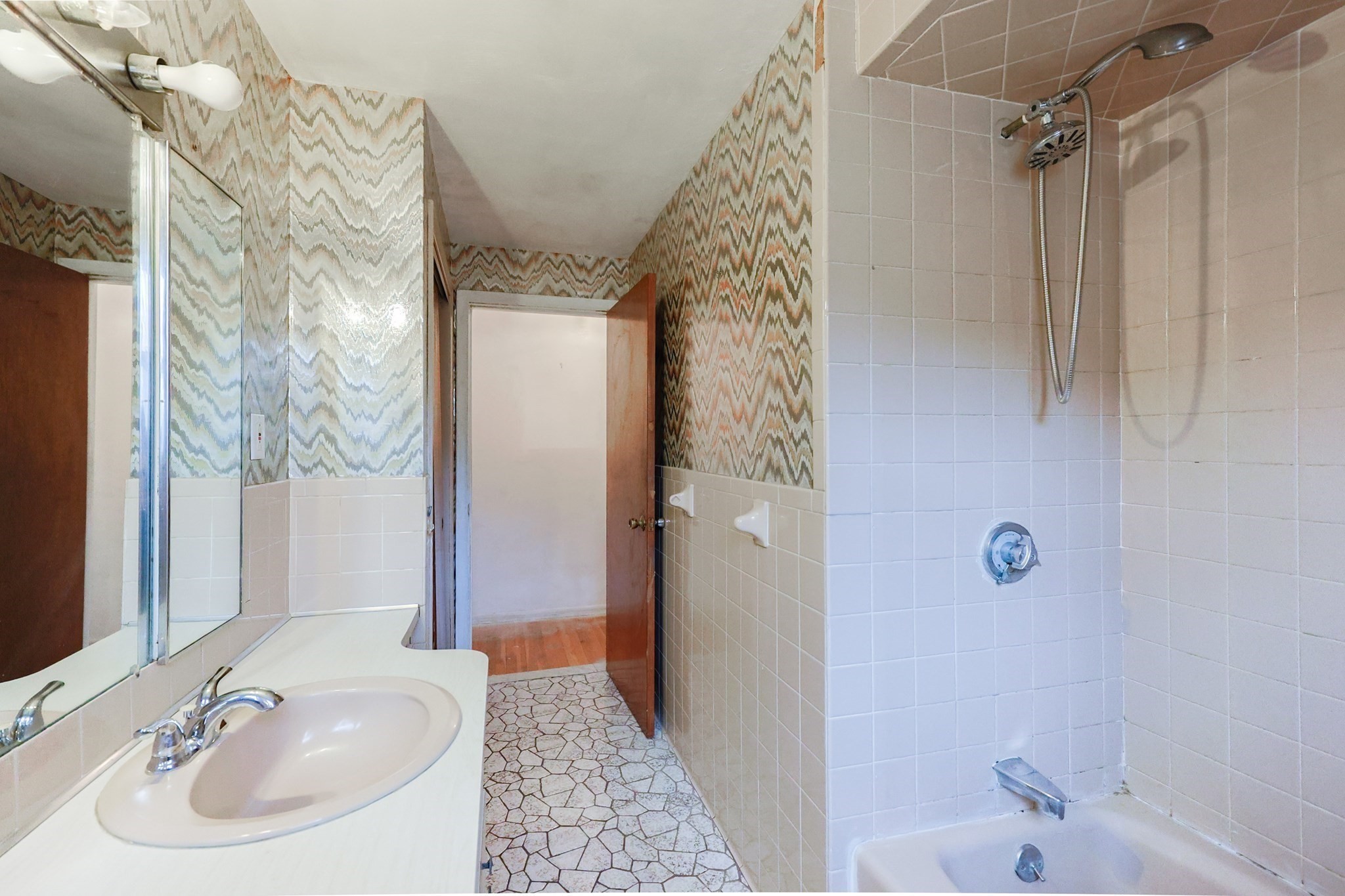 194 Ewing Dr, Stoughton, MA 02072 - Image 11