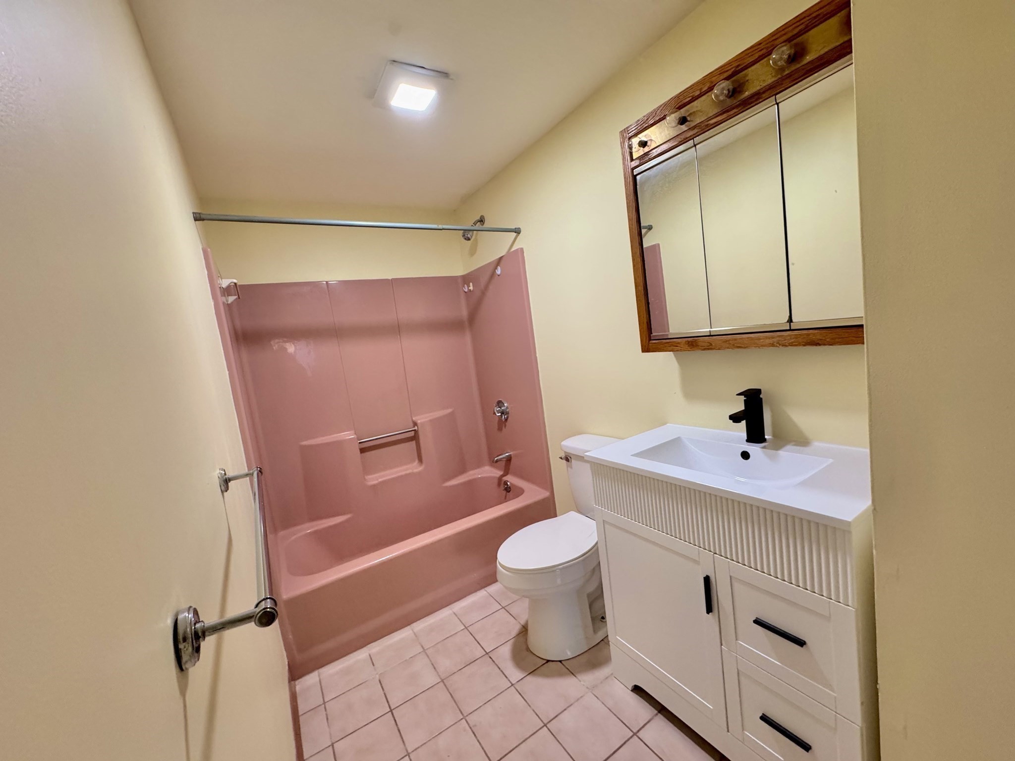 24 Corey St Unit 101, Everett, MA 02149 - Image 19