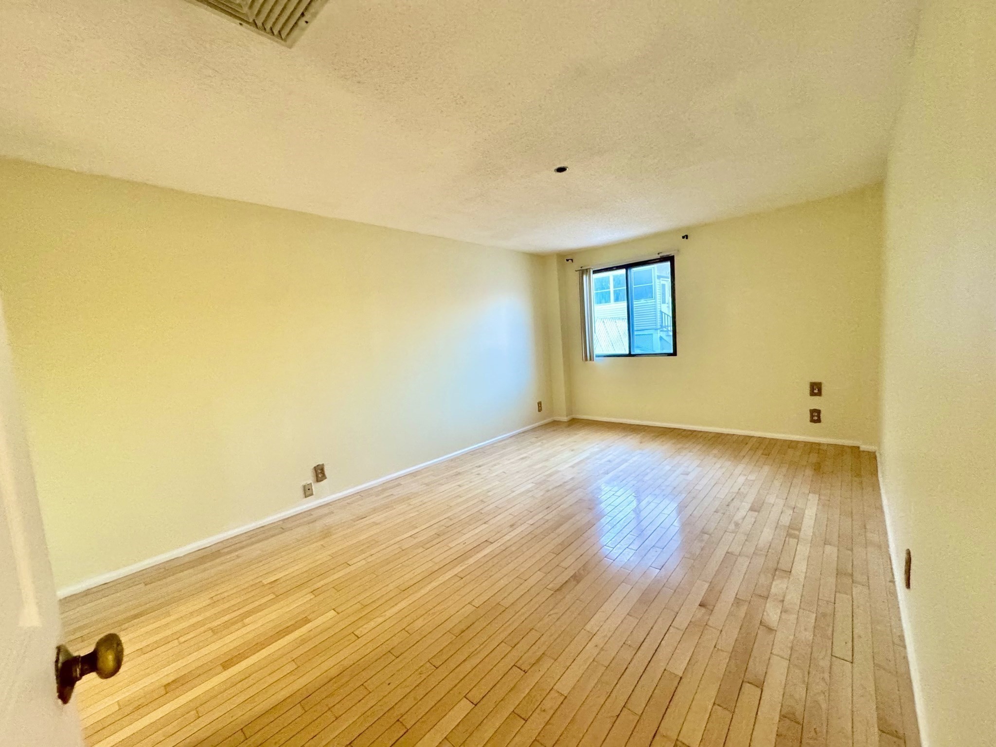 24 Corey St Unit 101, Everett, MA 02149 - Image 20