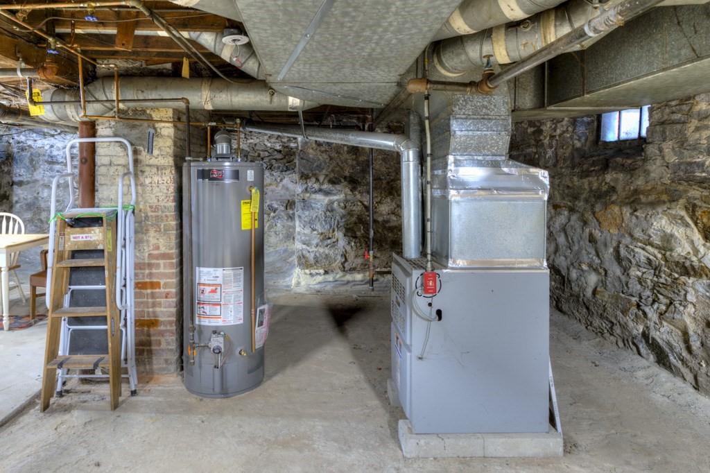 60 Fruit Street, Worcester, MA 01609 - Image 16