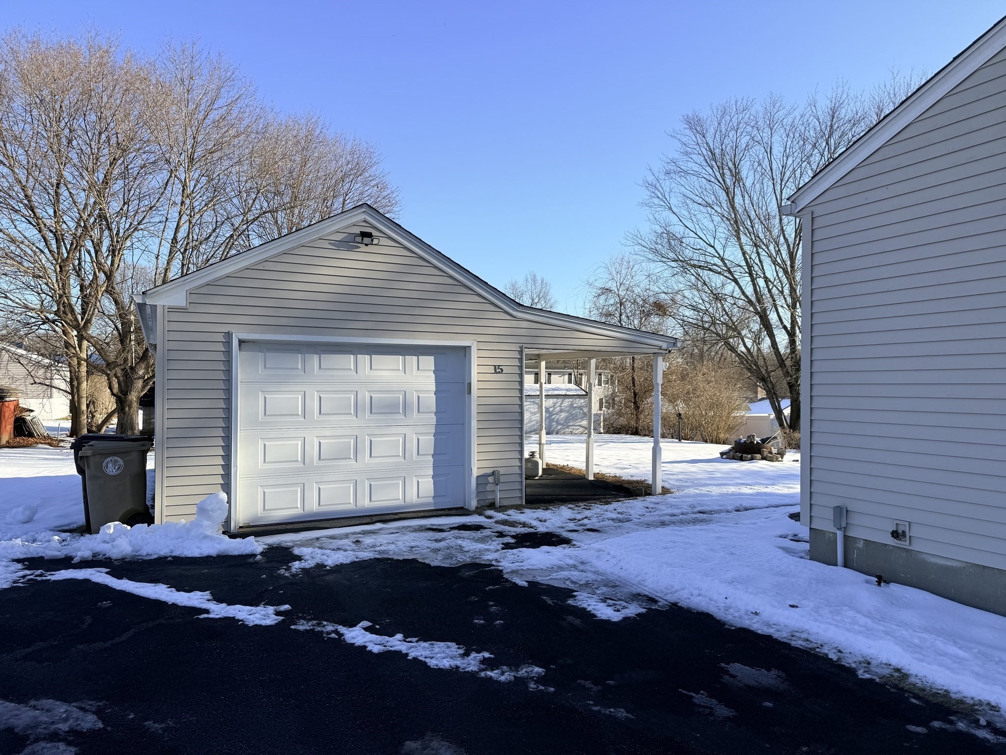 15 Hilltop Terr, Ludlow, MA 01056 - Image 3