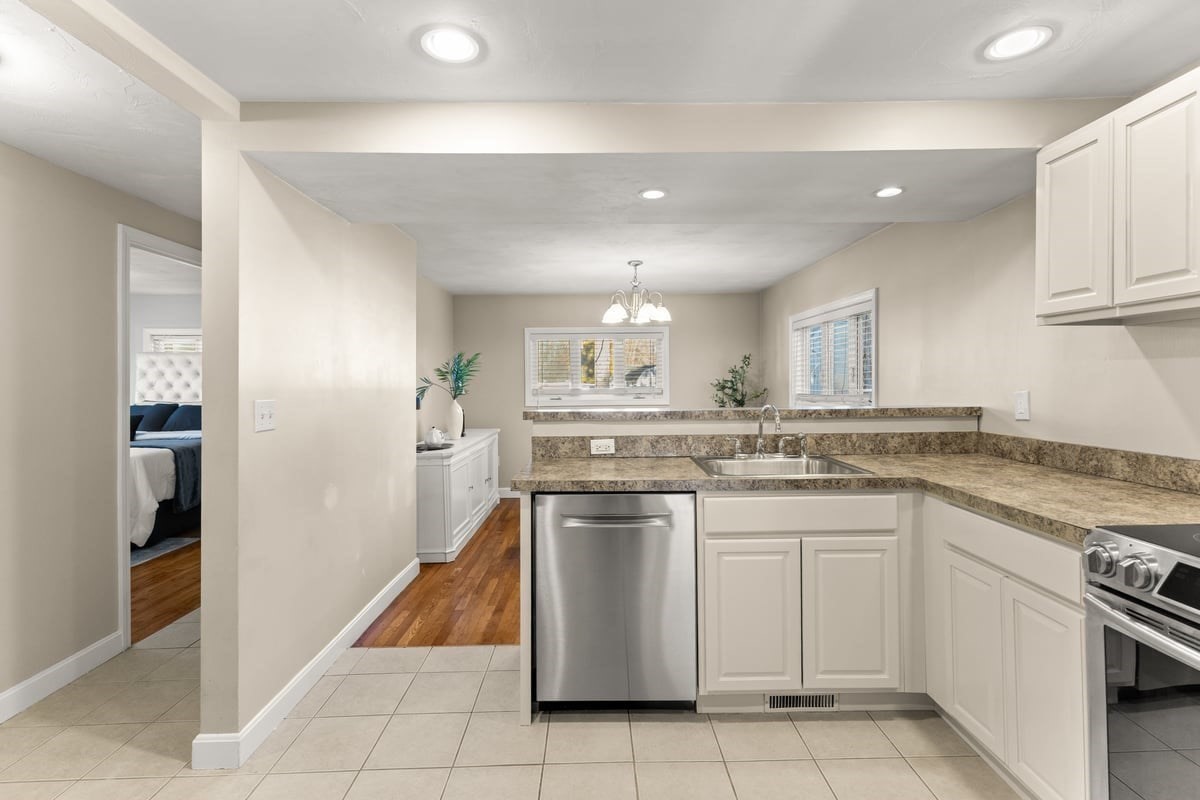 292 Prospect St, Stoughton, MA 02072 - Image 5