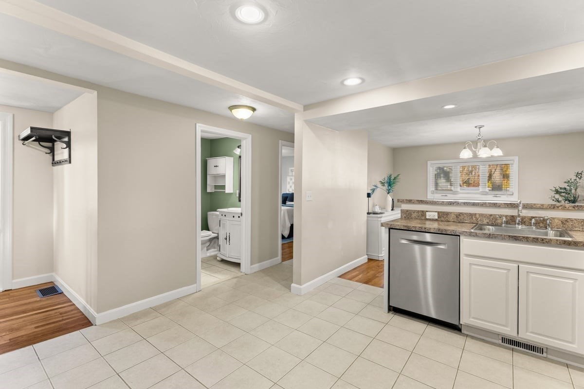 292 Prospect St, Stoughton, MA 02072 - Image 7