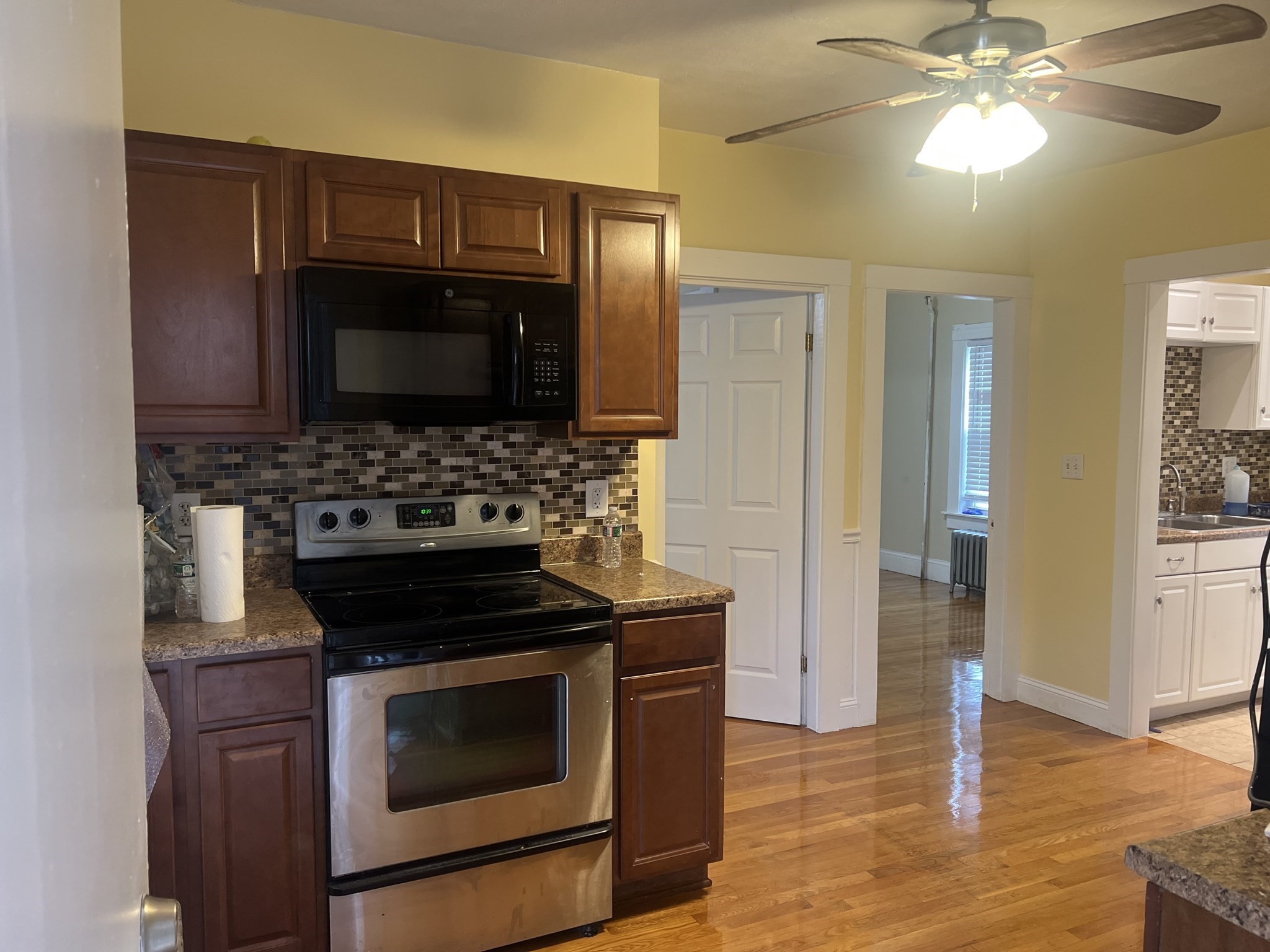 137 Crawford Street, Lowell, MA 01854 - Image 11