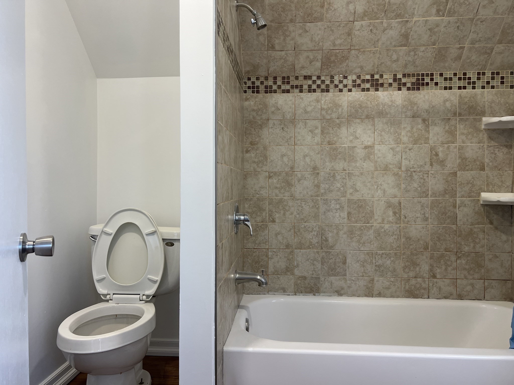 137 Crawford Street, Lowell, MA 01854 - Image 12