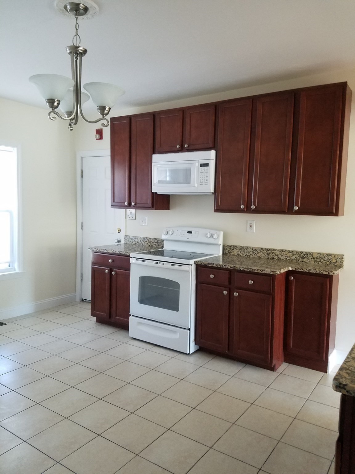 293 School St, Stoughton, MA 02072 - Image 5