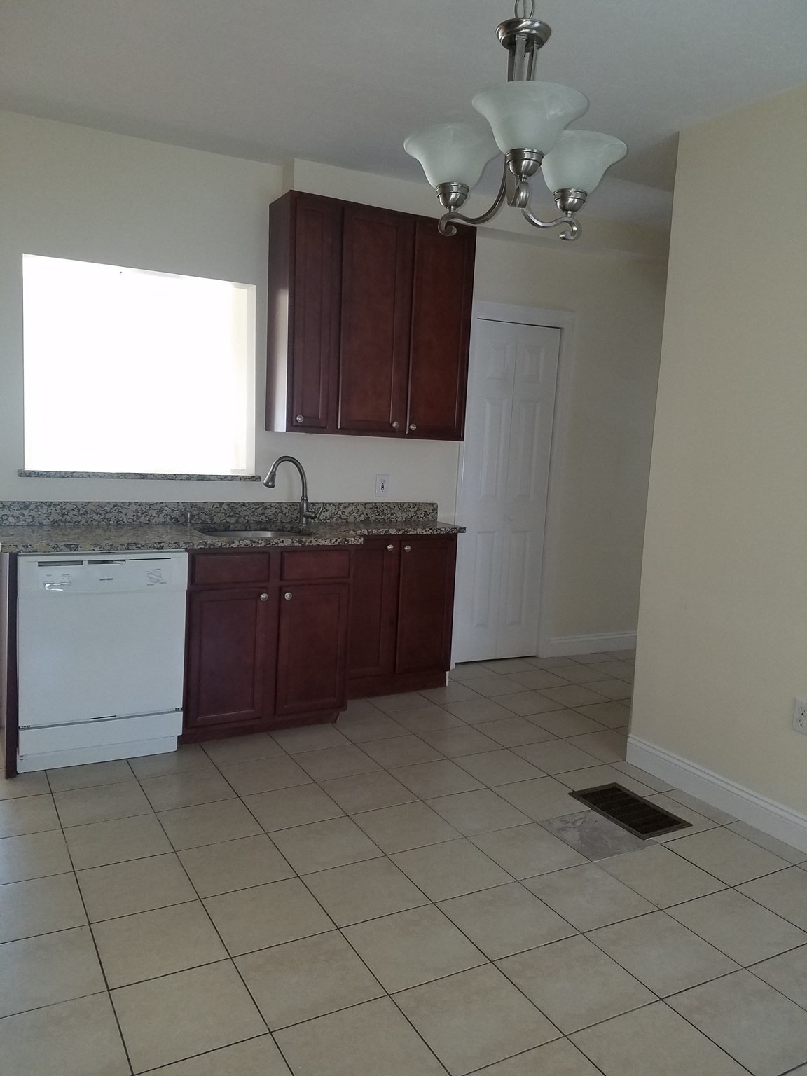 293 School St, Stoughton, MA 02072 - Image 6