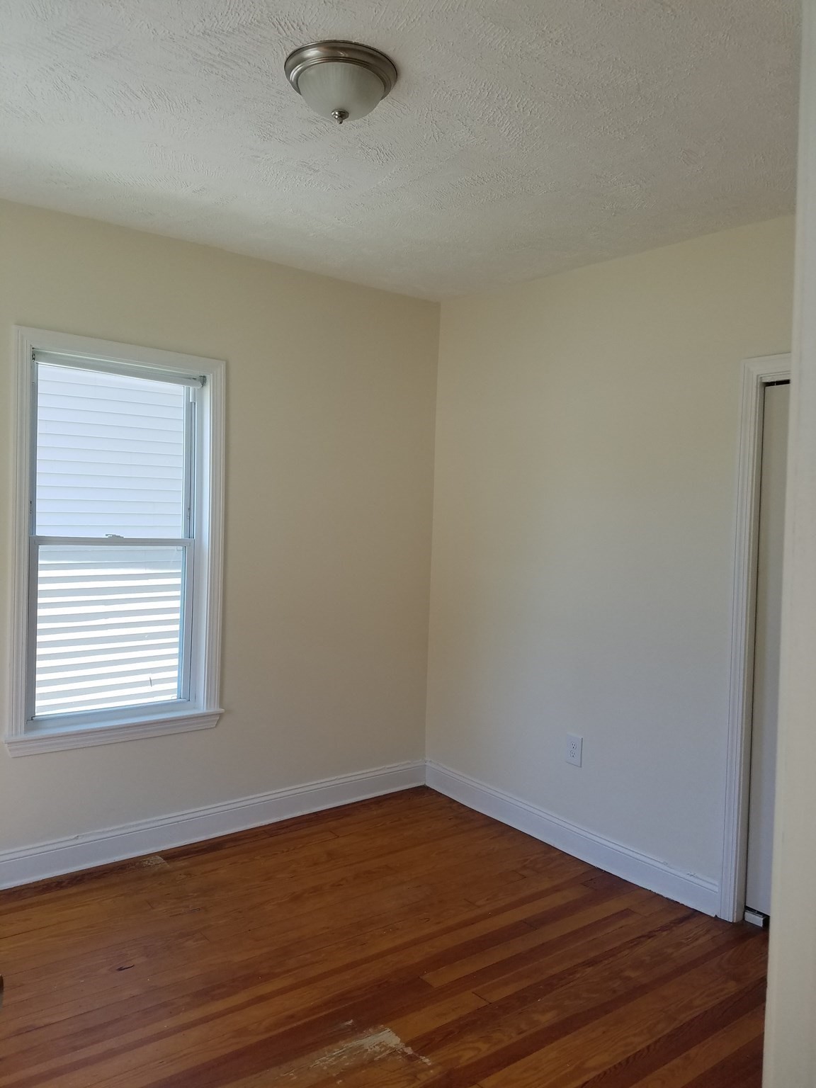 293 School St, Stoughton, MA 02072 - Image 8