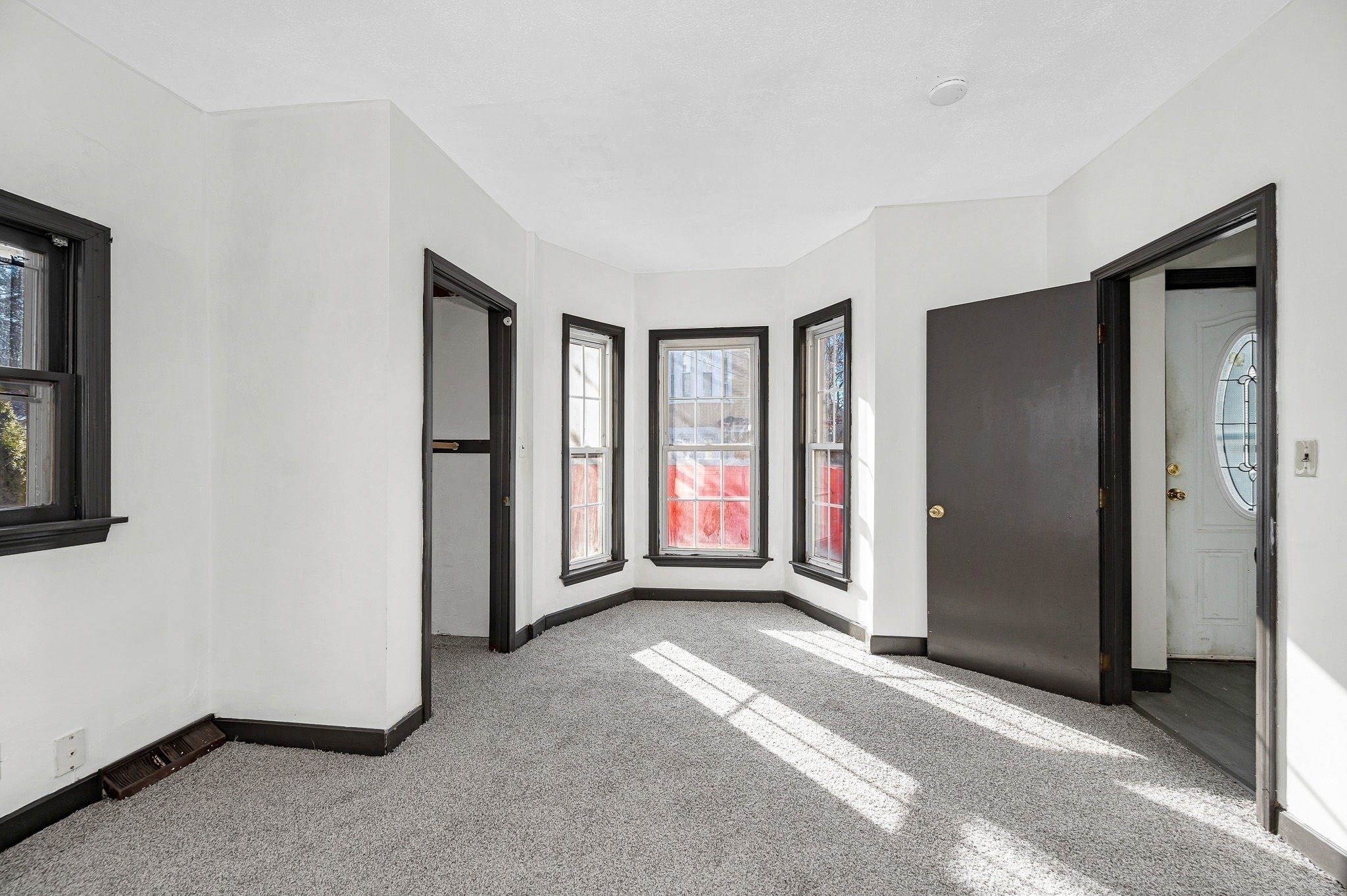 73 W 4th St, Lowell, MA 01850 - Image 4