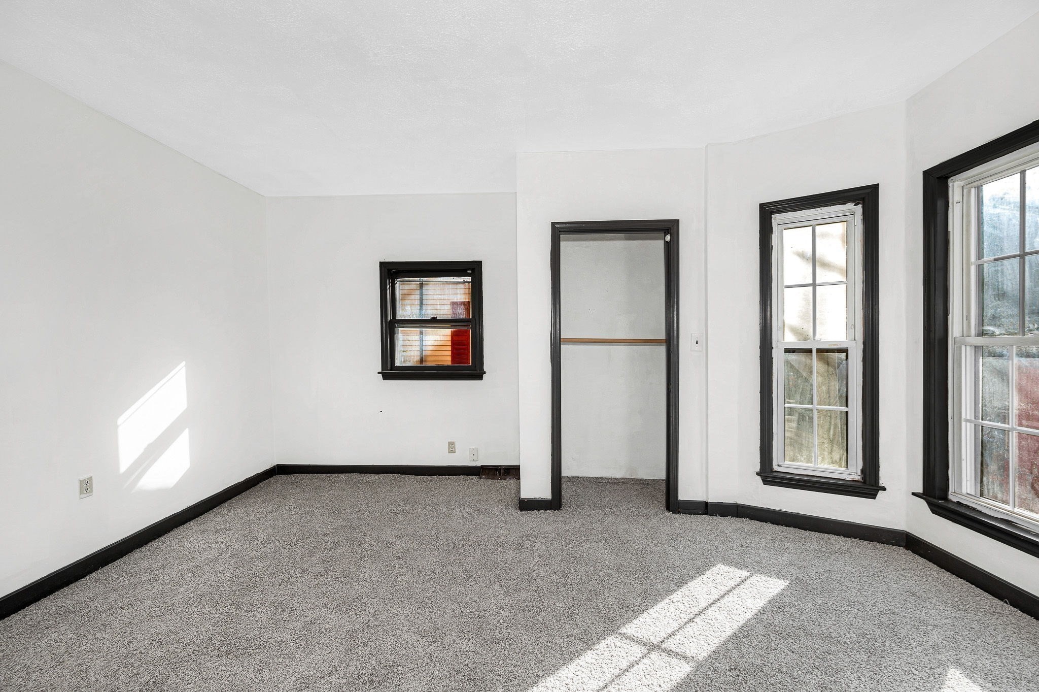 73 W 4th St, Lowell, MA 01850 - Image 6