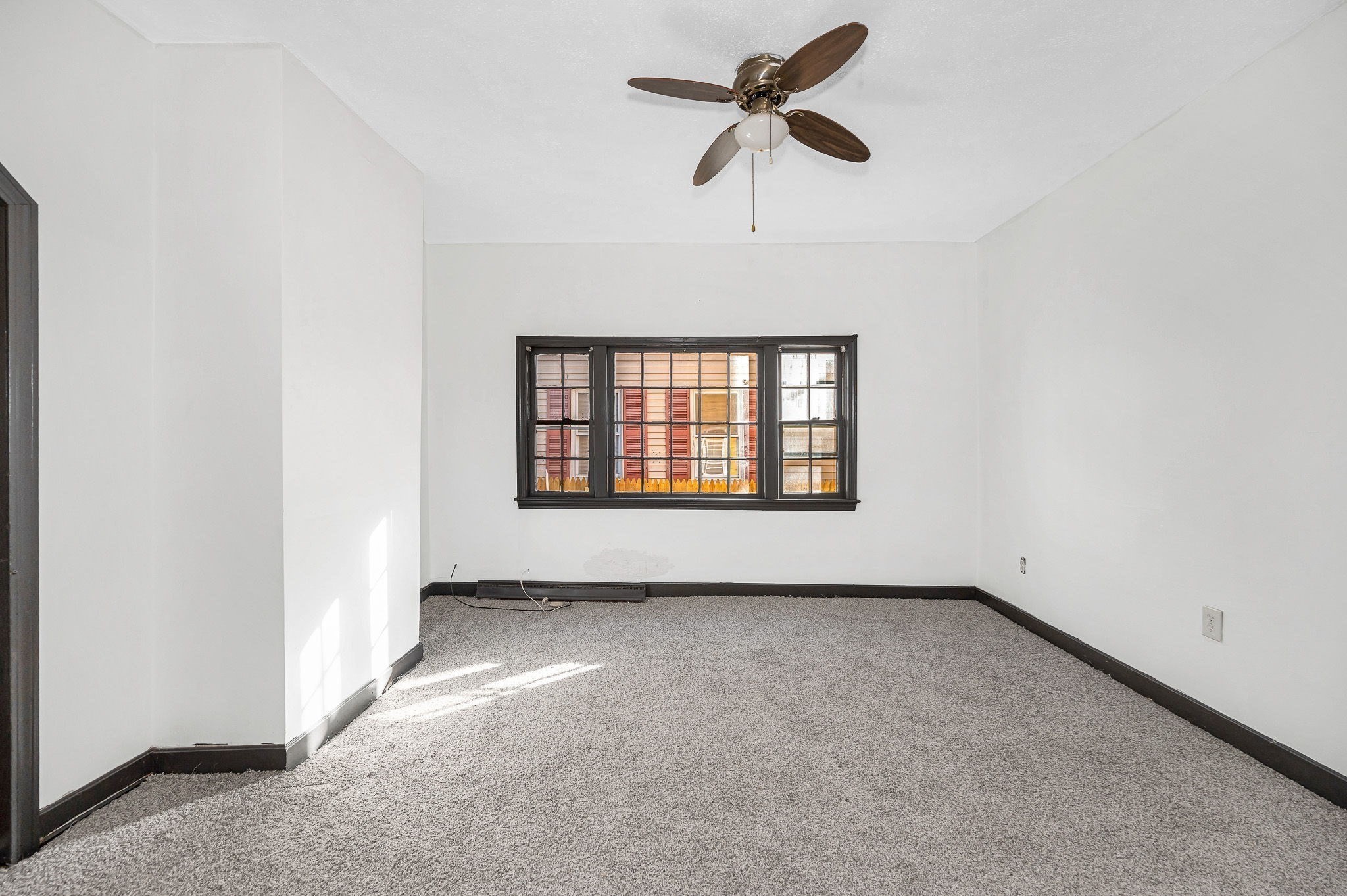 73 W 4th St, Lowell, MA 01850 - Image 9