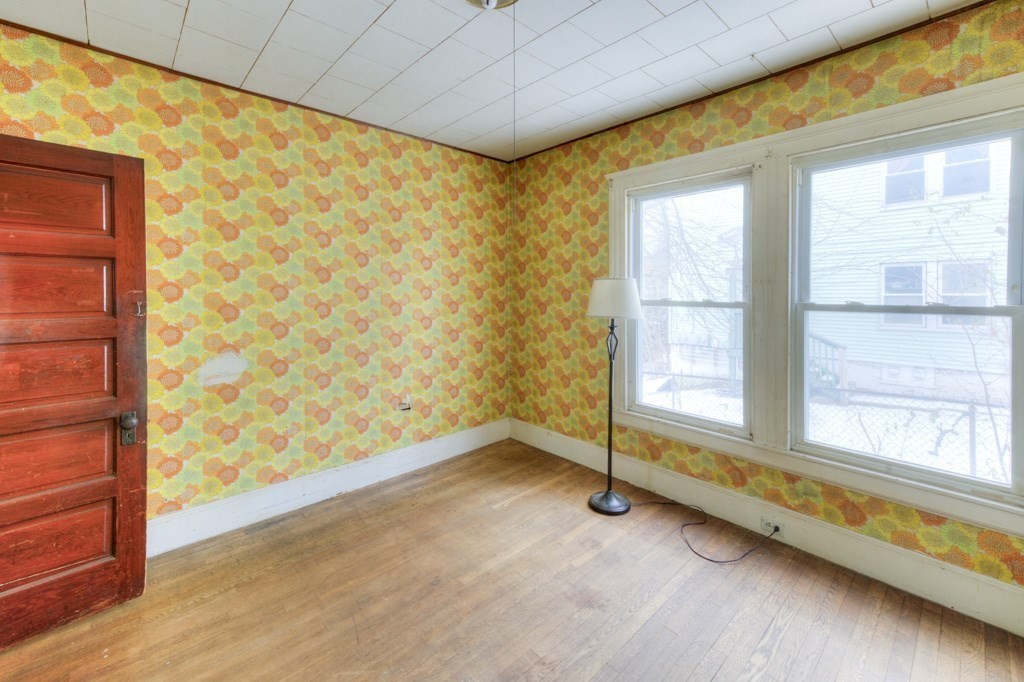 65 Paine Street, Worcester, MA 01605 - Image 17