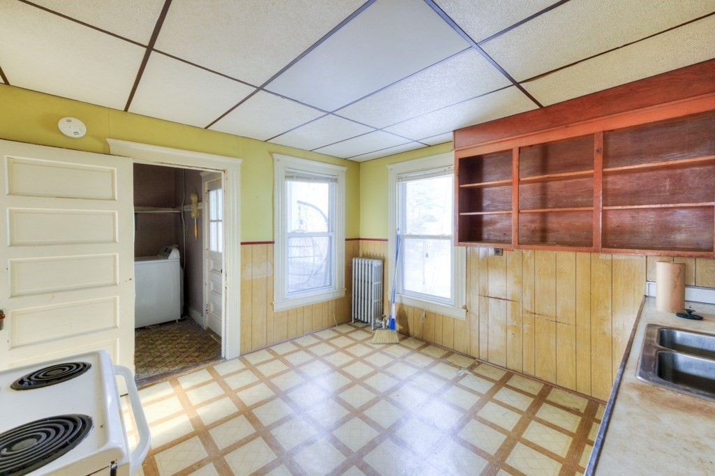 65 Paine Street, Worcester, MA 01605 - Image 24