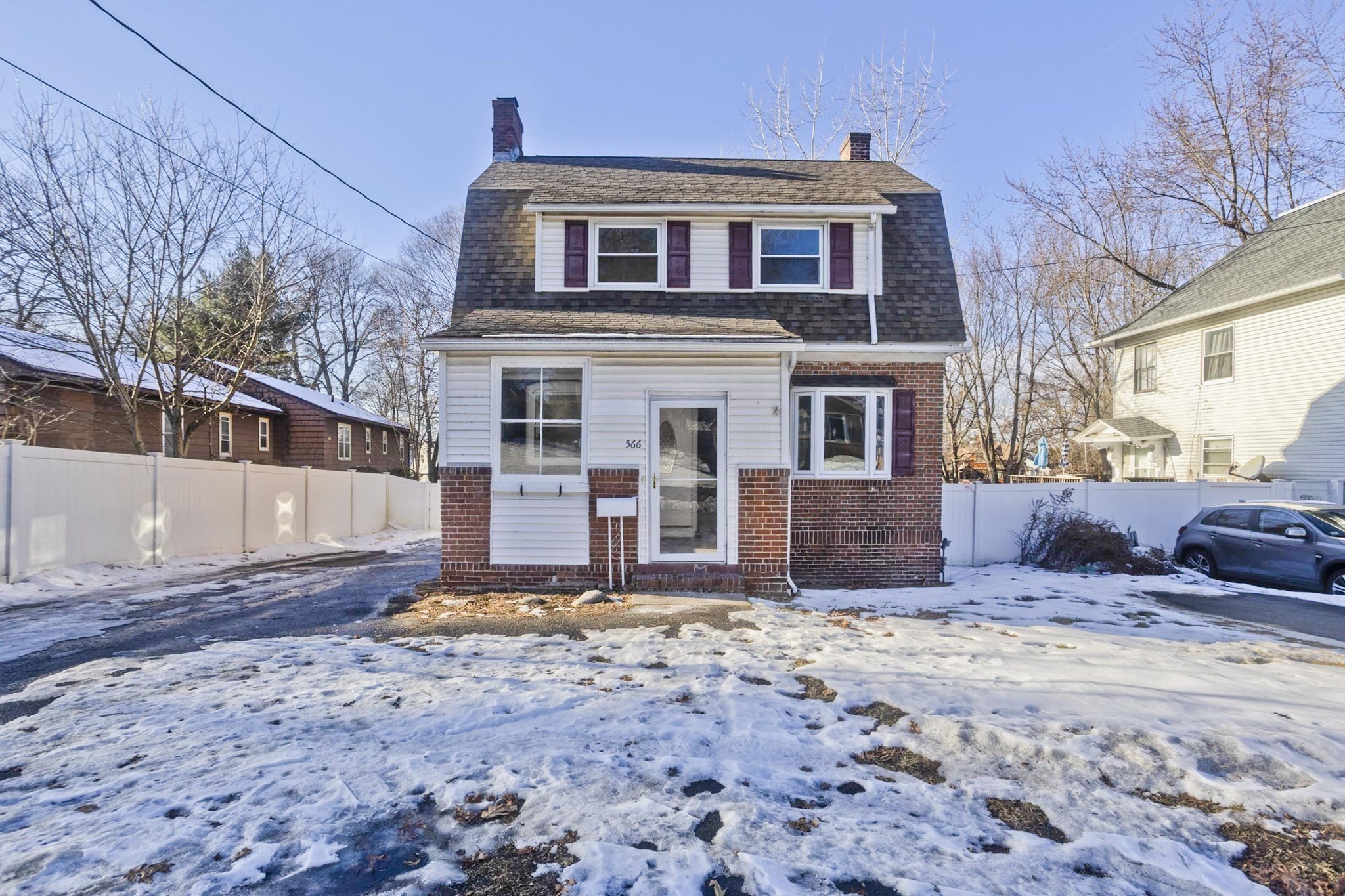 566 Broadway St, Chicopee, MA 01020 - Image 4