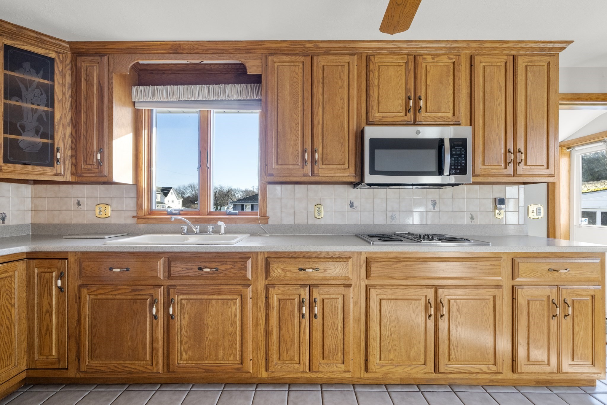 9 Whitsbourgh St, Taunton, MA 02780 - Image 12