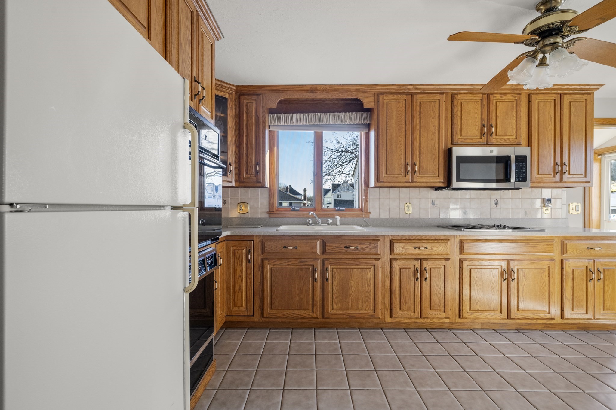 9 Whitsbourgh St, Taunton, MA 02780 - Image 14