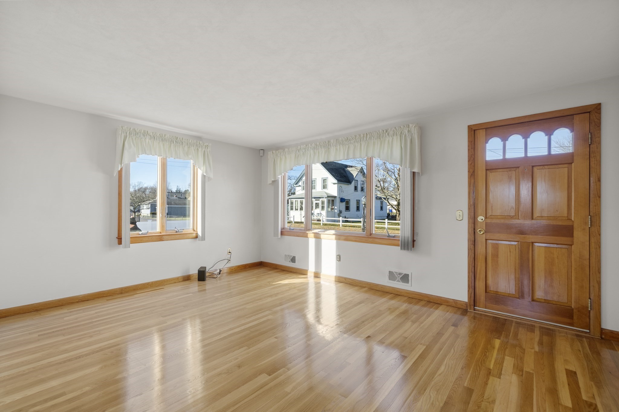 9 Whitsbourgh St, Taunton, MA 02780 - Image 15