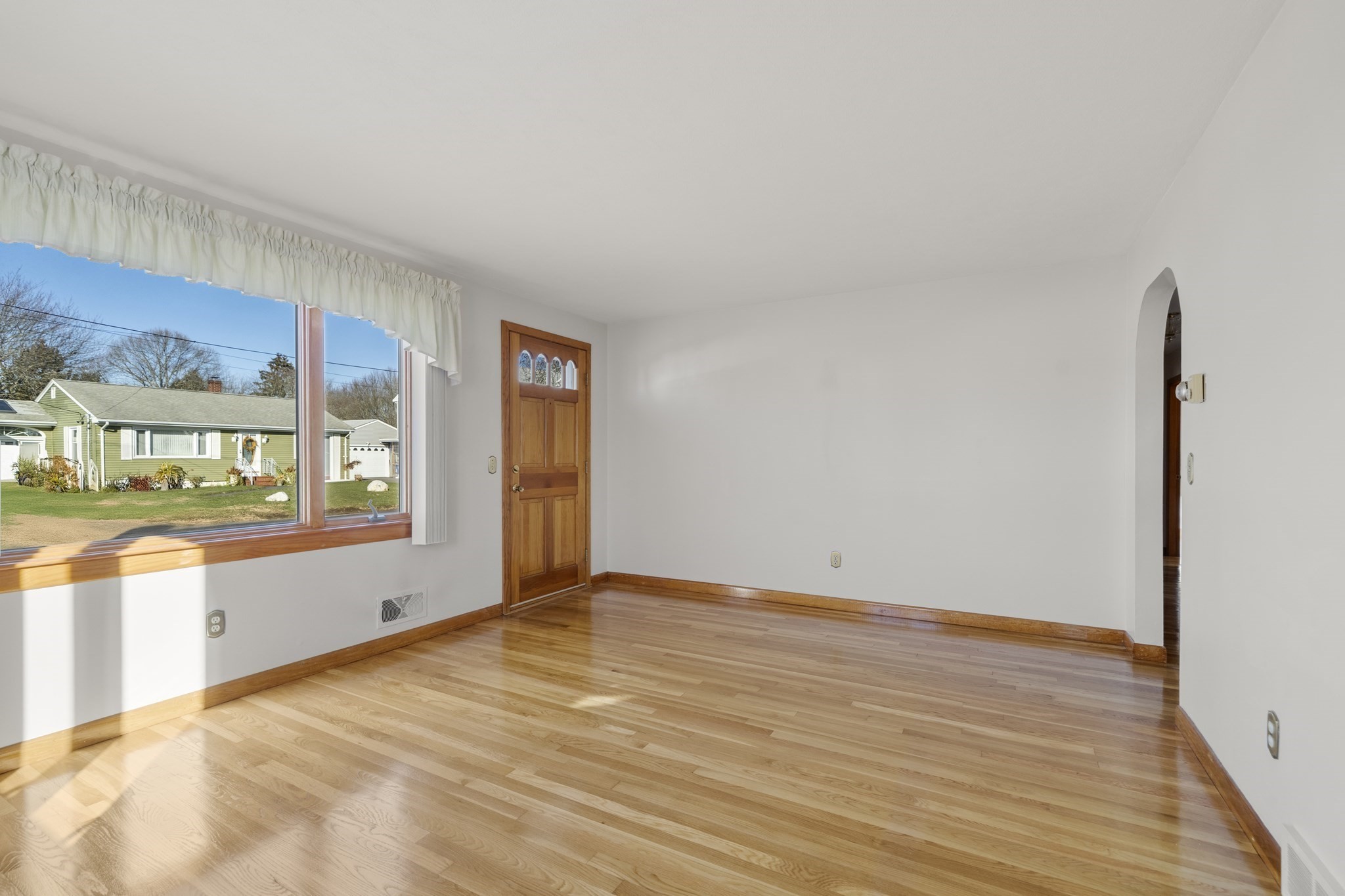 9 Whitsbourgh St, Taunton, MA 02780 - Image 16