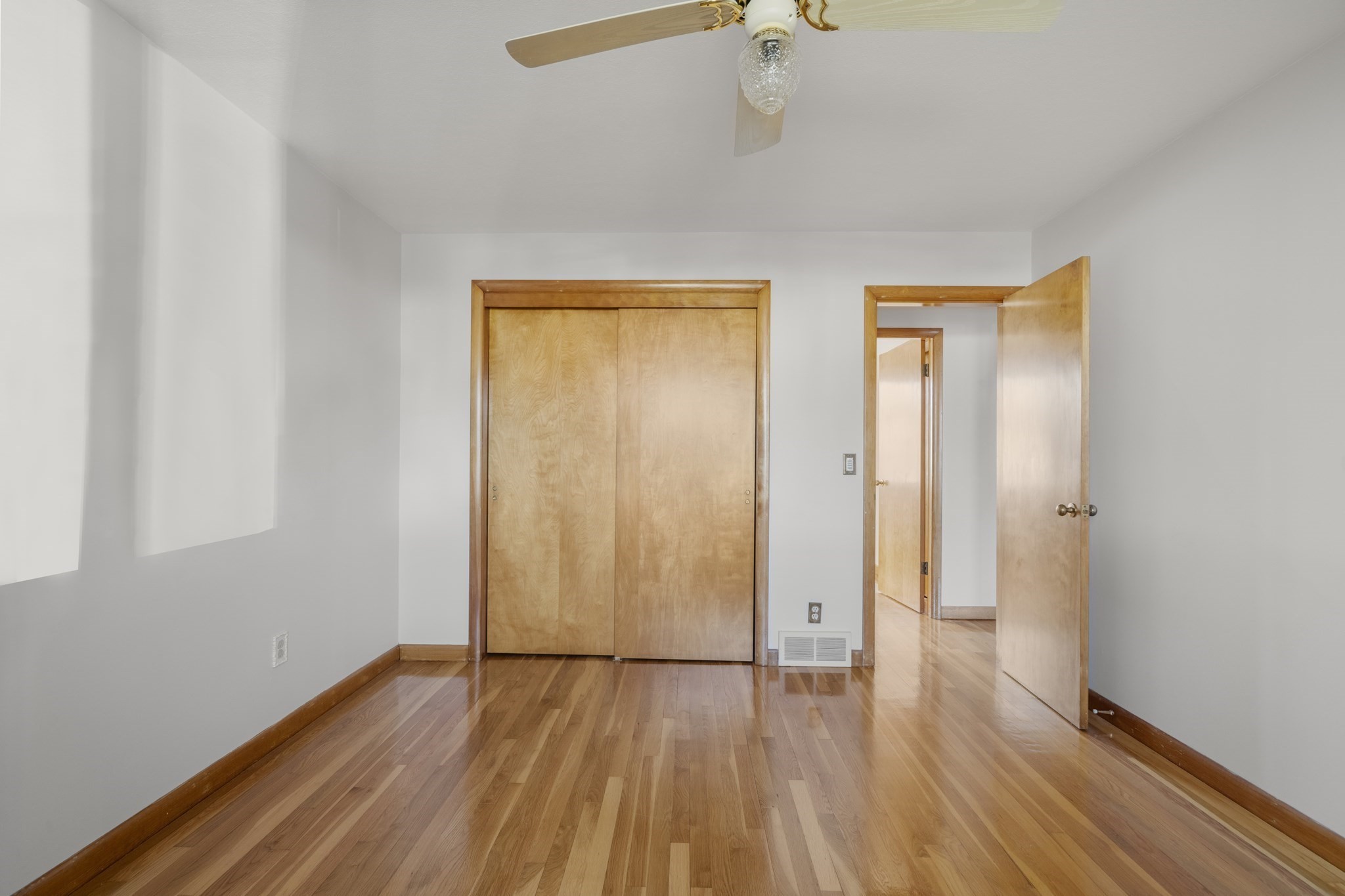 9 Whitsbourgh St, Taunton, MA 02780 - Image 23