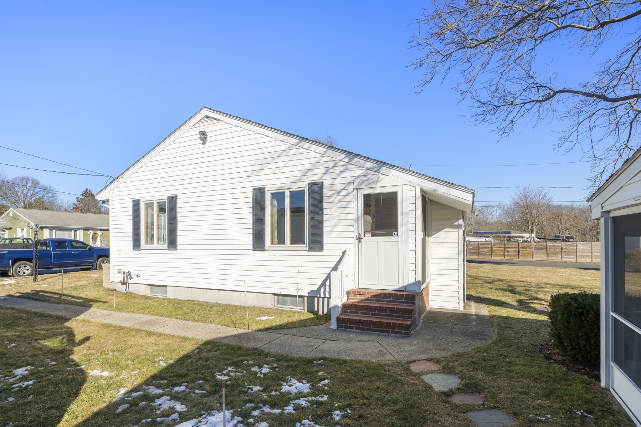 9 Whitsbourgh St, Taunton, MA 02780 - Image 37