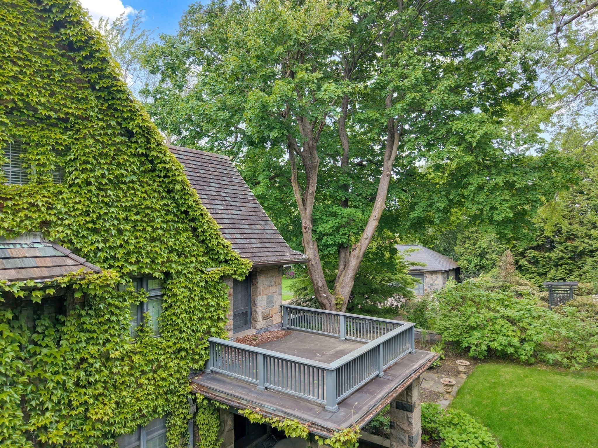 503 Highland Ave, Fall River, MA 02720 - Image 8