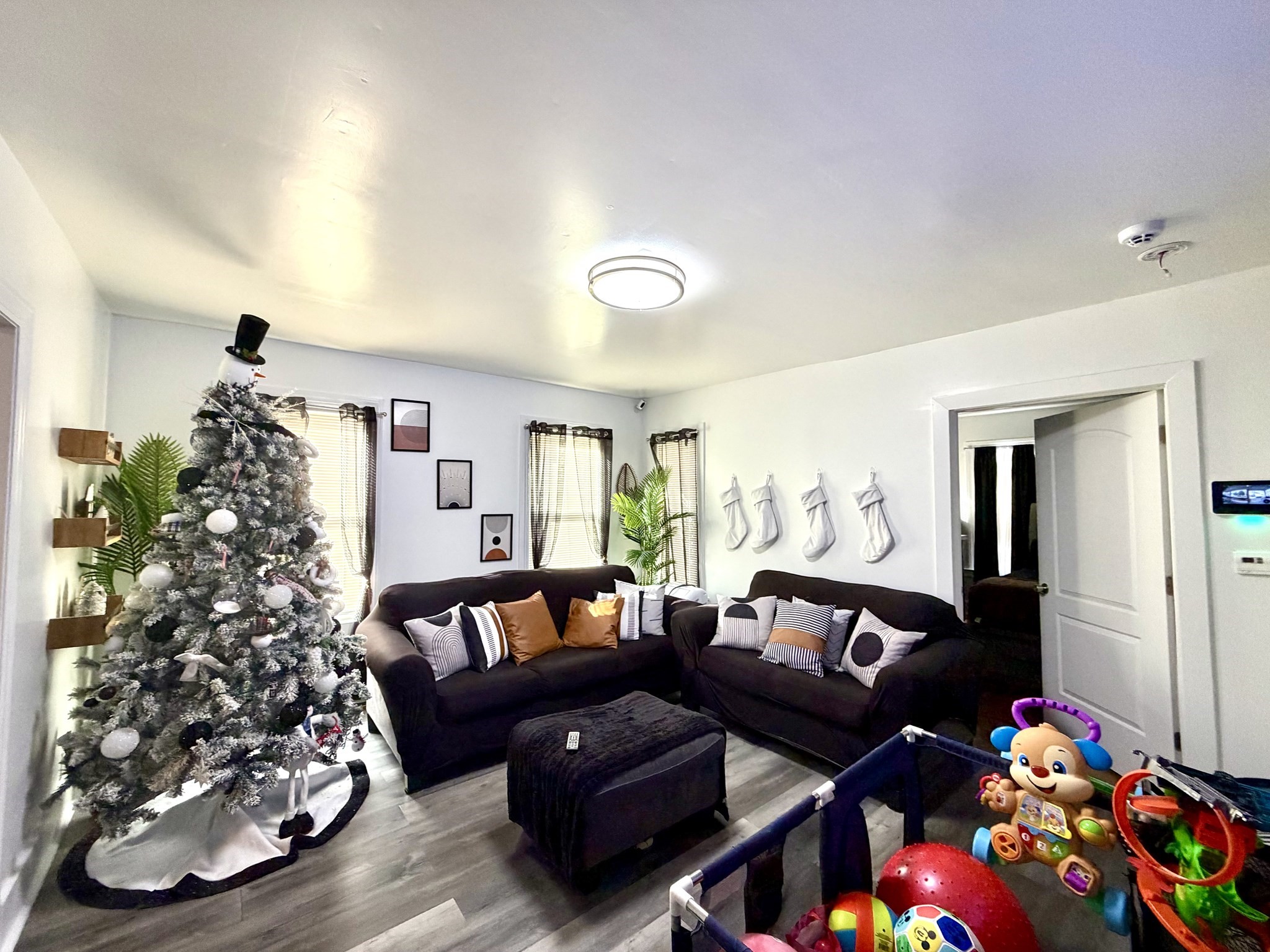 107 Tyler St, Springfield, MA 01109 - Image 30