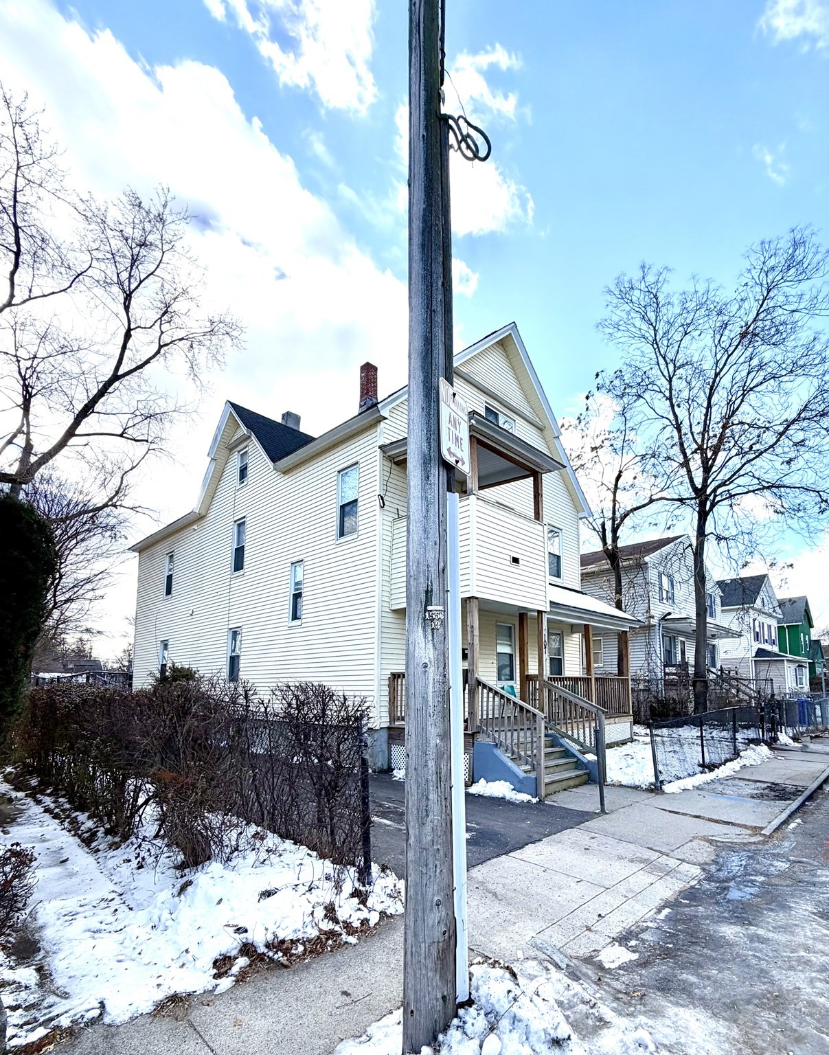 107 Tyler St, Springfield, MA 01109 - Image 4