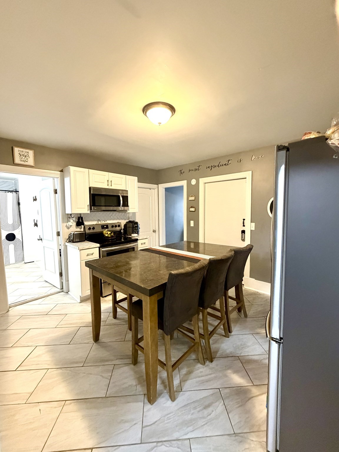 107 Tyler St, Springfield, MA 01109 - Image 36