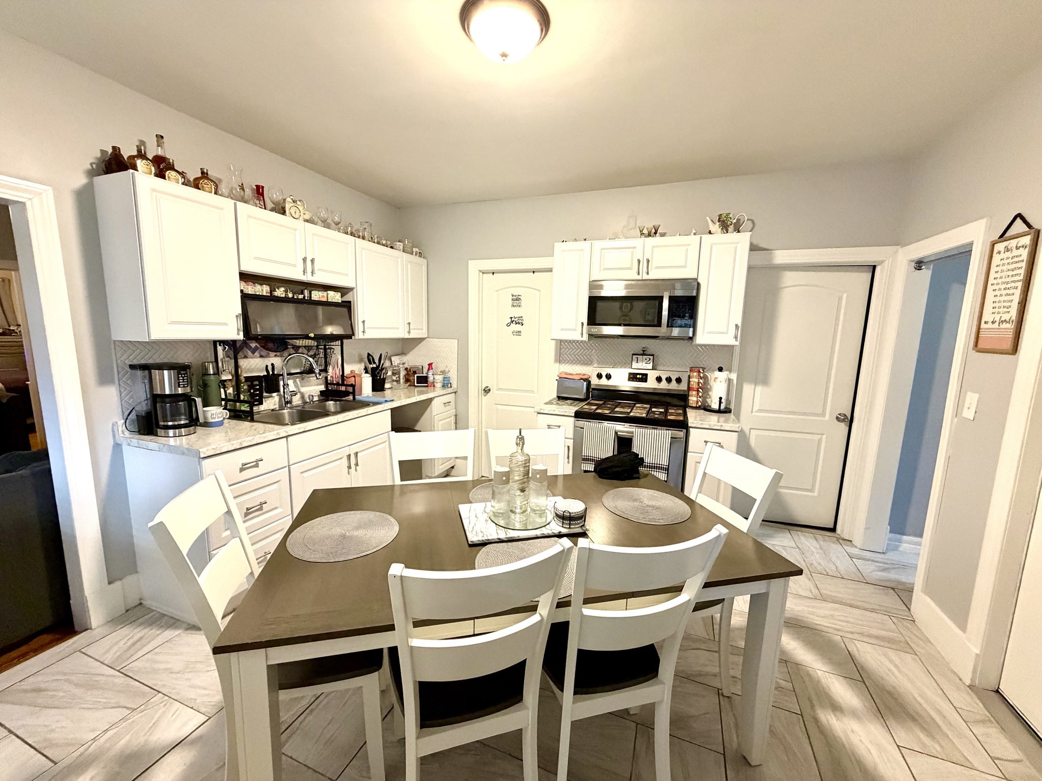 107 Tyler St, Springfield, MA 01109 - Image 8