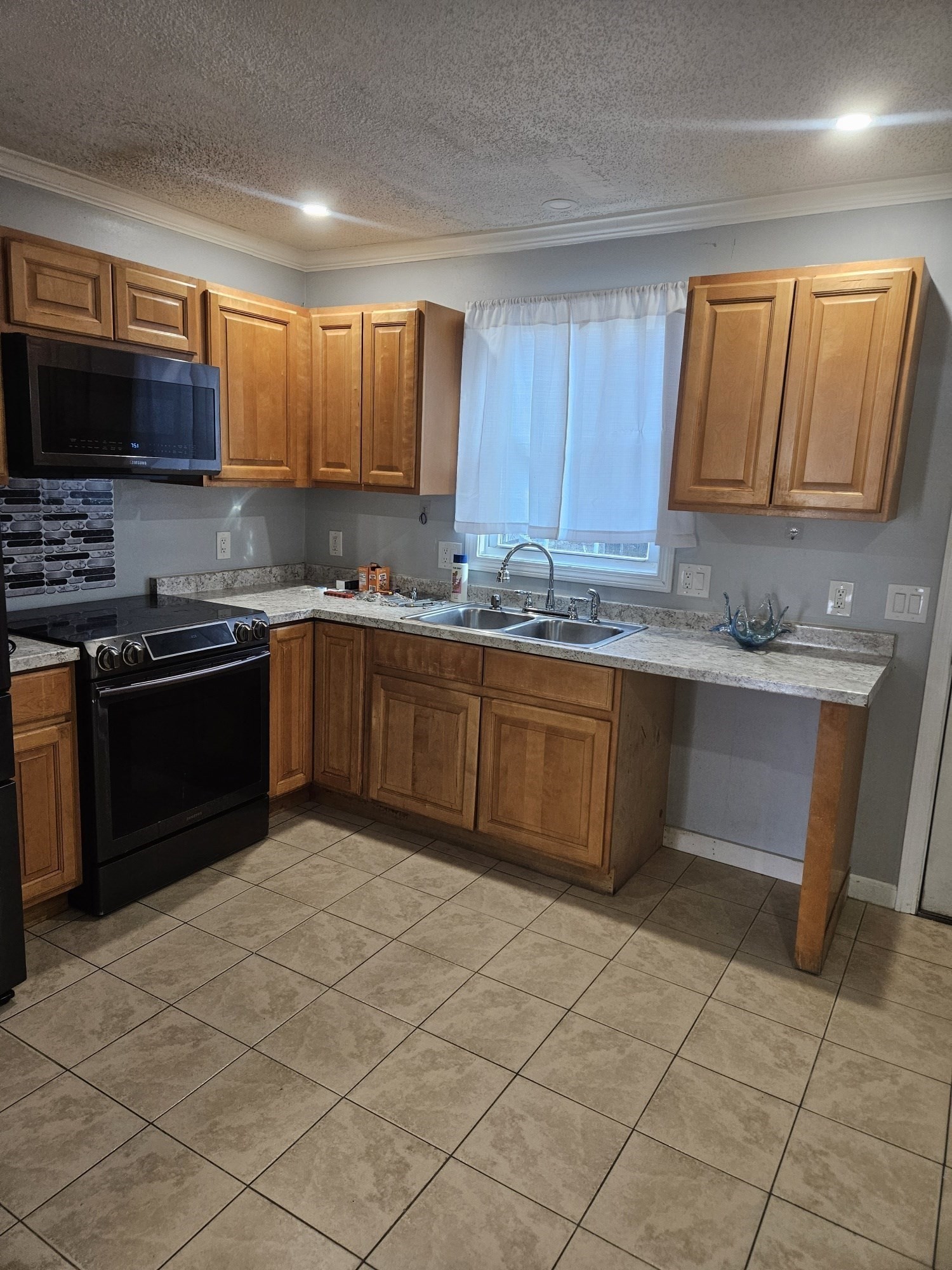 59 Pinevale St, Springfield, MA 01151 - Image 27