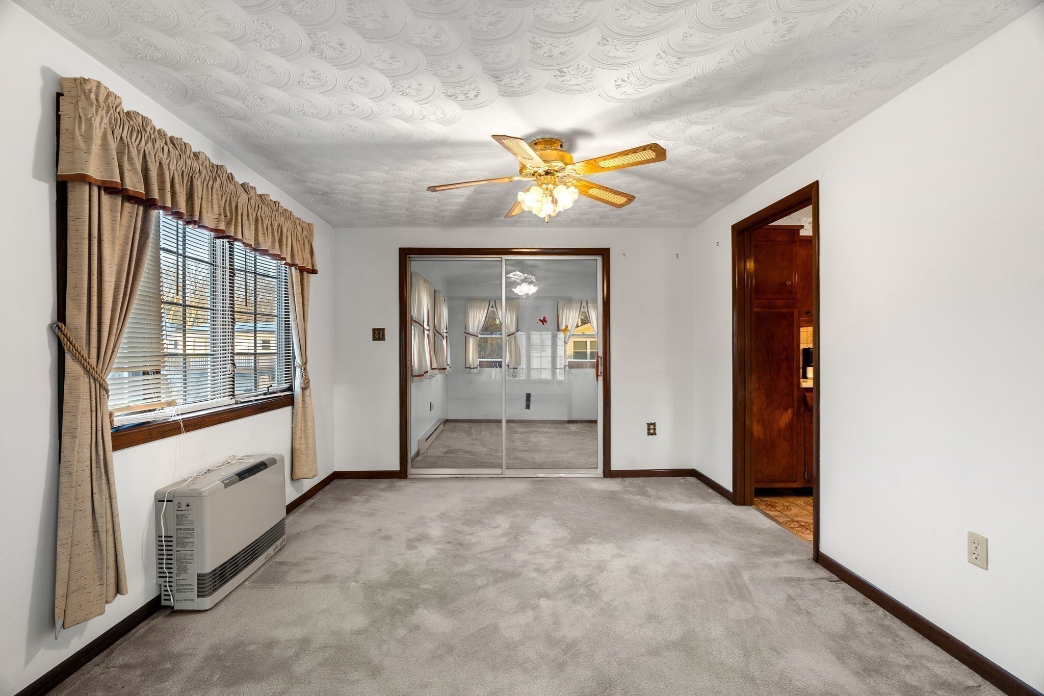 22 Westchester Dr, Lawrence, MA 01843 - Image 13