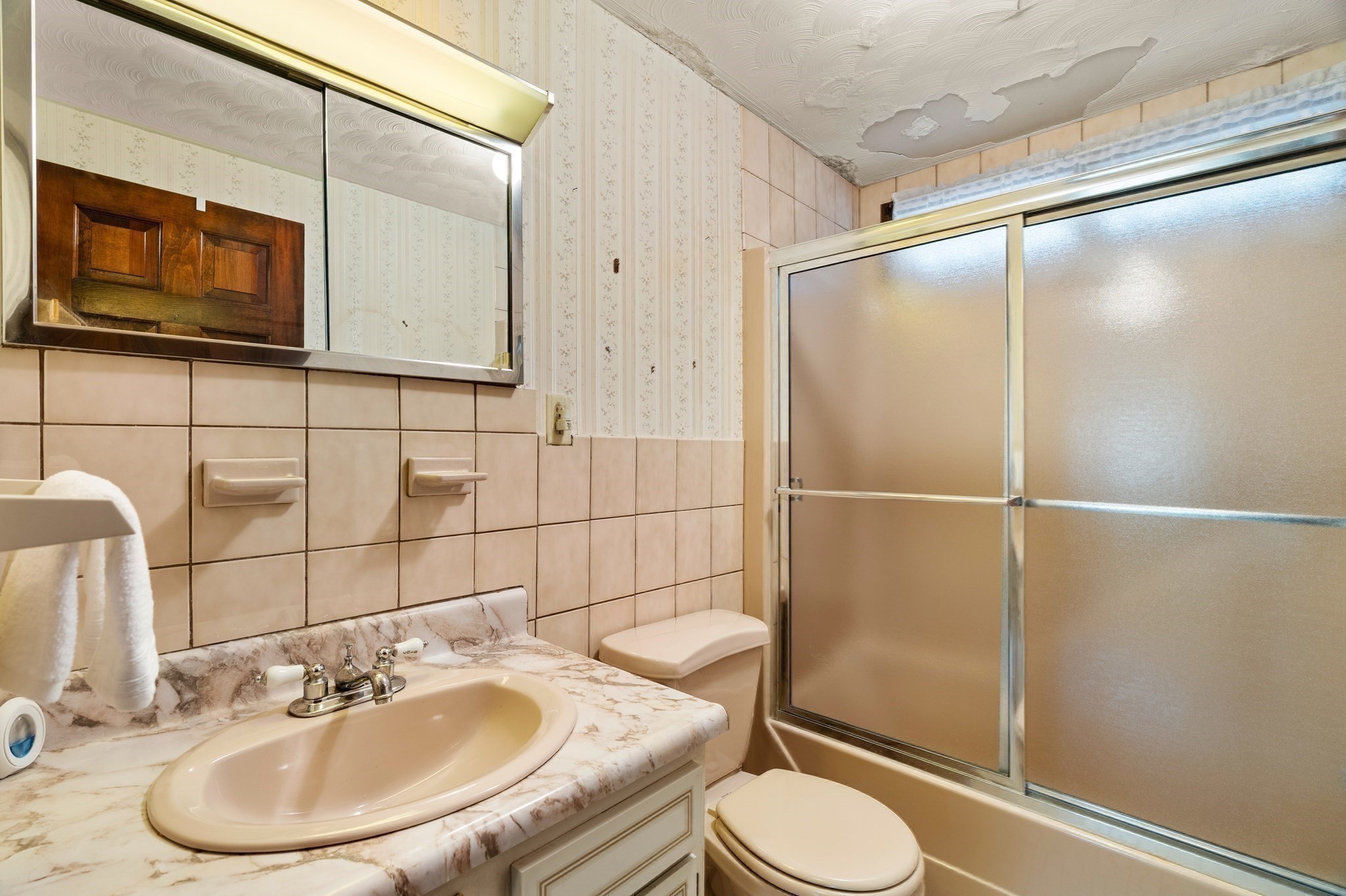 22 Westchester Dr, Lawrence, MA 01843 - Image 24