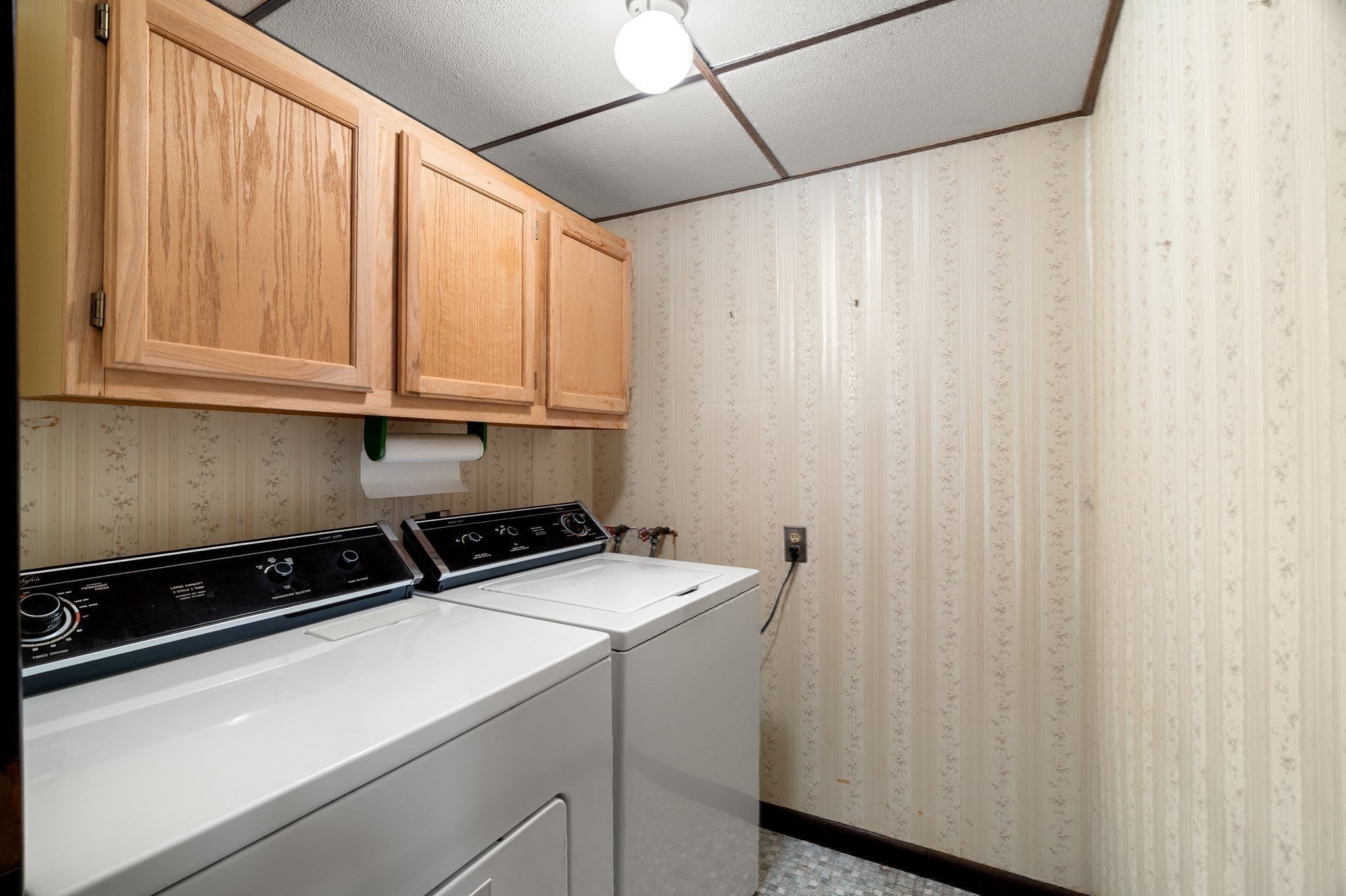 22 Westchester Dr, Lawrence, MA 01843 - Image 35