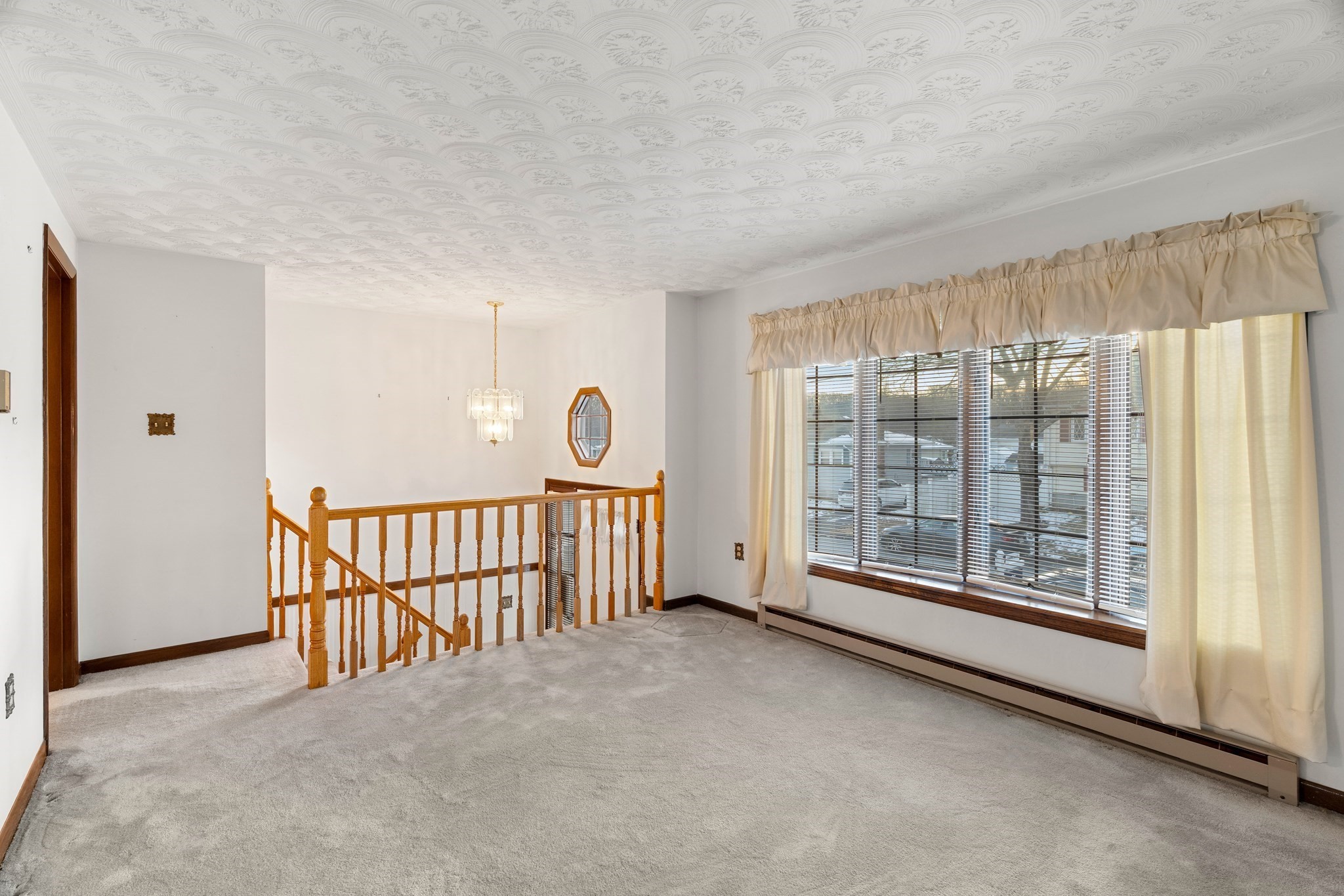 22 Westchester Dr, Lawrence, MA 01843 - Image 8