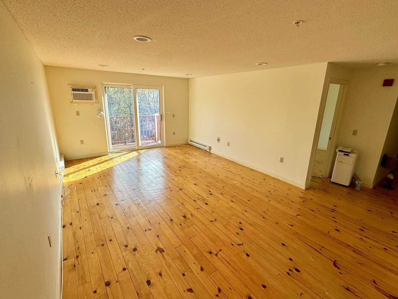 2 Ocean Ave Unit 3C, Gloucester, MA 01930 - Image 2
