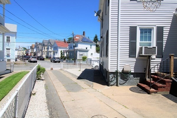 160 Washington St, New Bedford, MA 02740 - Image 4