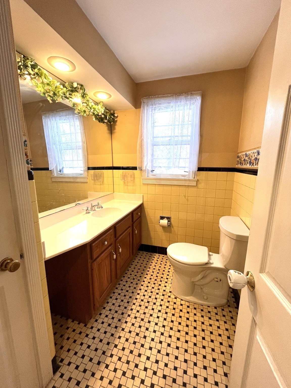 22 Berkshire St, Fitchburg, MA 01420 - Image 19