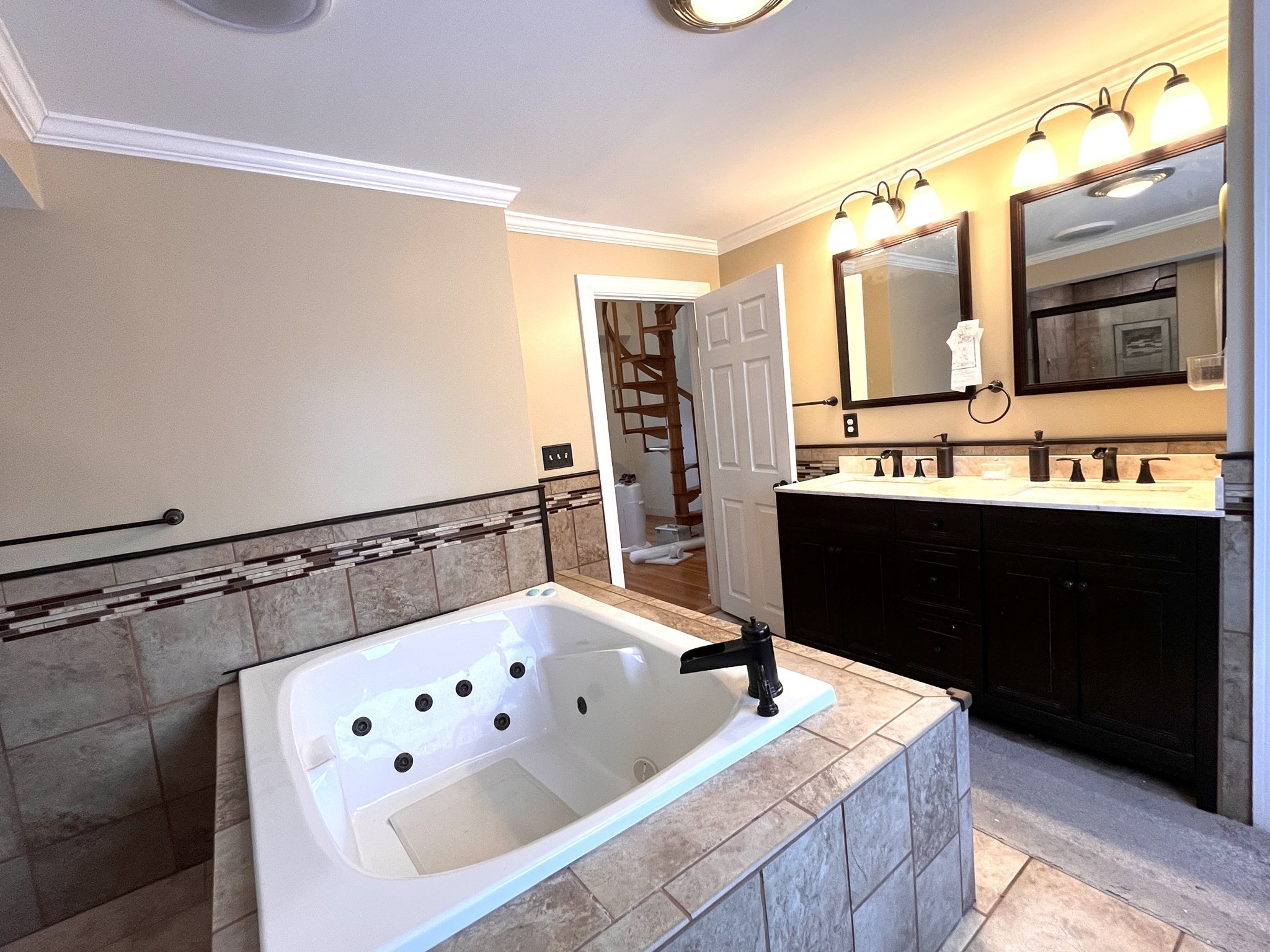 22 Berkshire St, Fitchburg, MA 01420 - Image 34