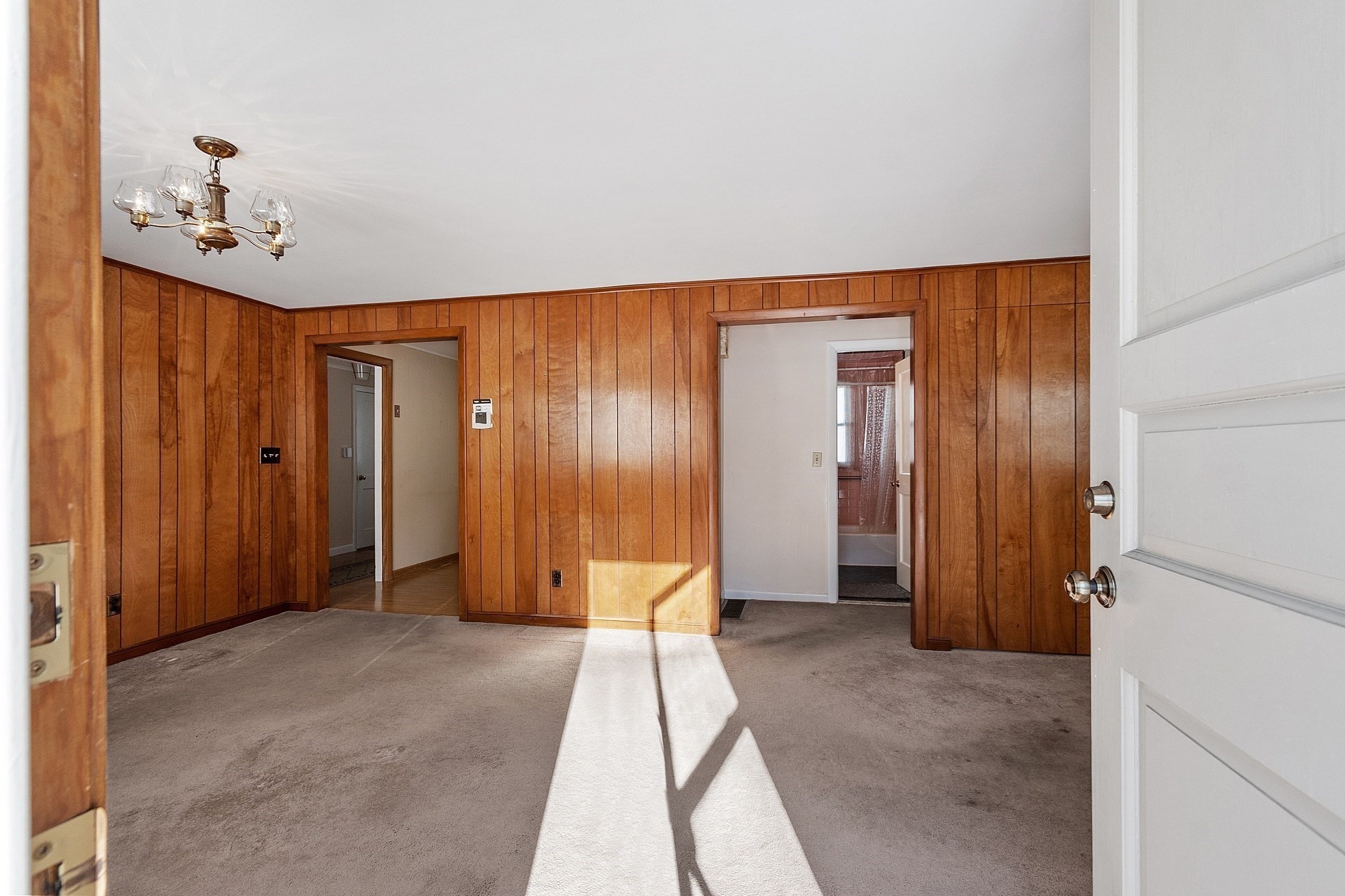 202 Florence St, Leominster, MA 01453 - Image 12