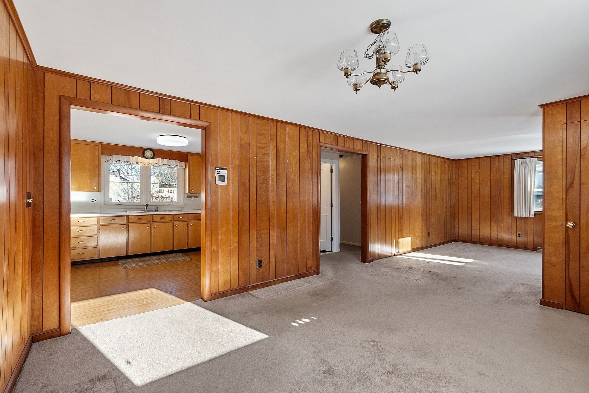 202 Florence St, Leominster, MA 01453 - Image 14